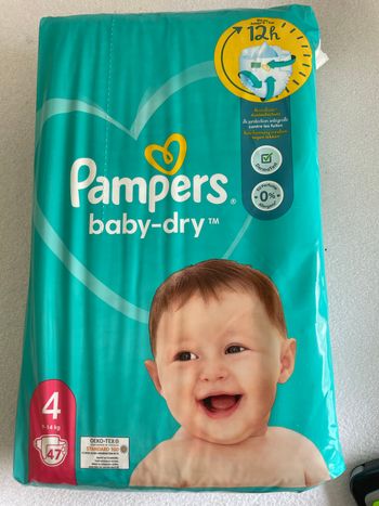 Pampers baby dry taille 4