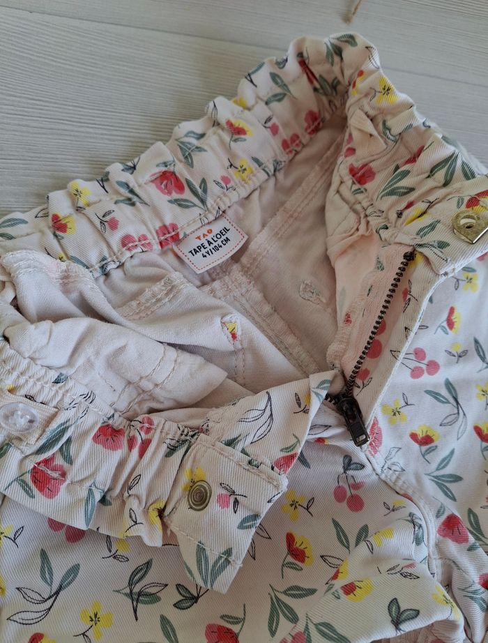 Short fleuri fille Tape à l'oeil TAO 4 ans NEUF - photo numéro 4