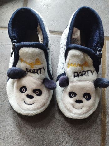 Pantoufles panda pointure 22