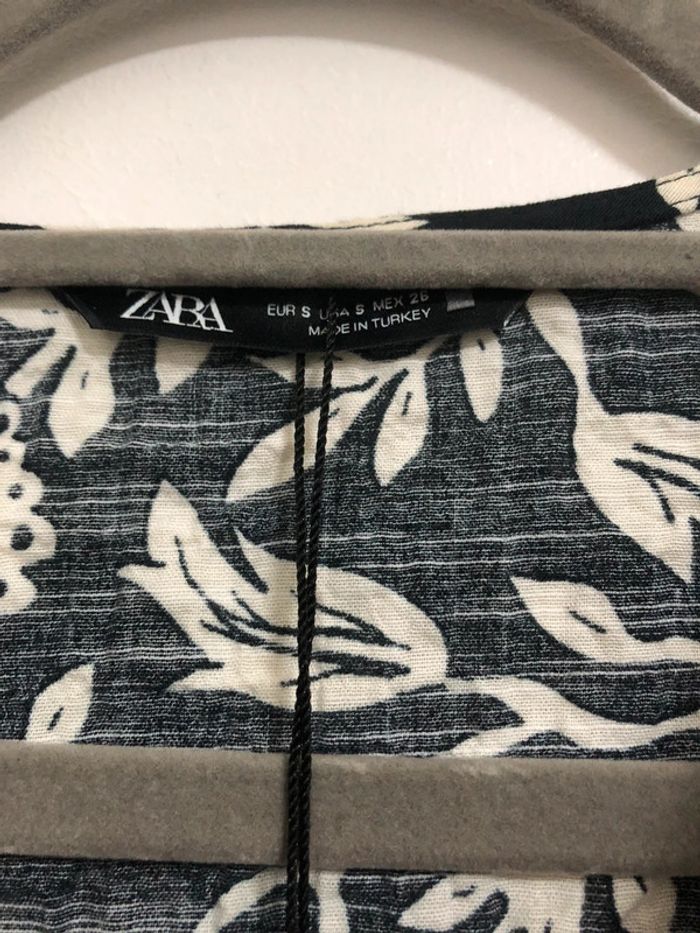 Superbe belle robe à volants Zara neuve avec étiquette taille S - photo numéro 5