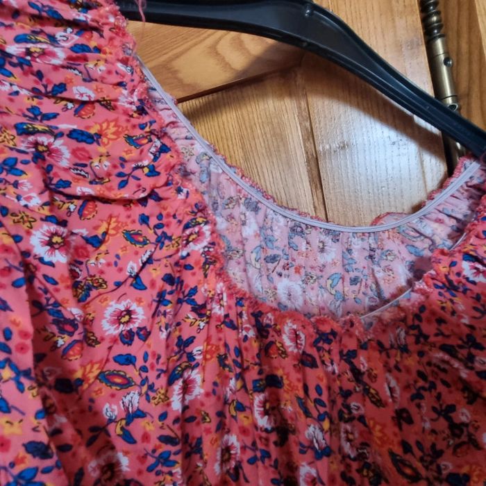 Robe longue sans manche kiabi corail a motifs fleurs 50 52 neuve jamais portée sans étiquette - photo numéro 6