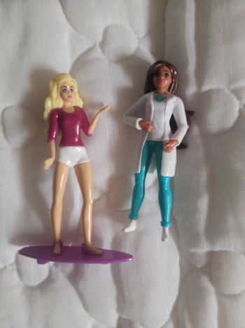 Lot figurines barbie