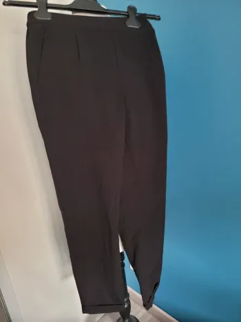 Pantalon cache-cache