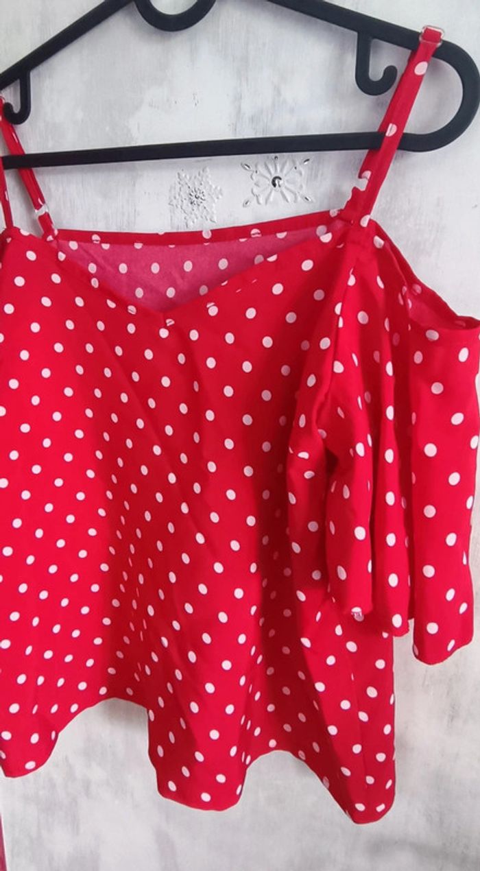 Petit top rouge à pois -  bretelles réglables -taille M - - photo numéro 2
