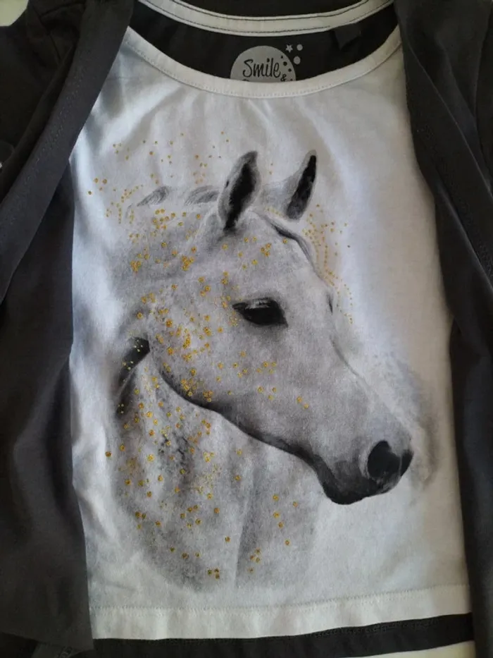 T-shirt cheval - photo numéro 3