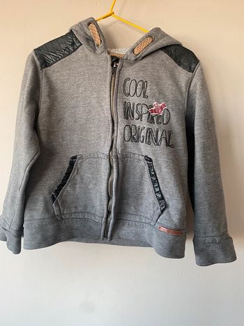 Sweat zippé gris à capuche  6ans ikks