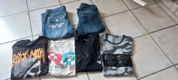 Lot n°3 , 2 jean et 4 tee shirt