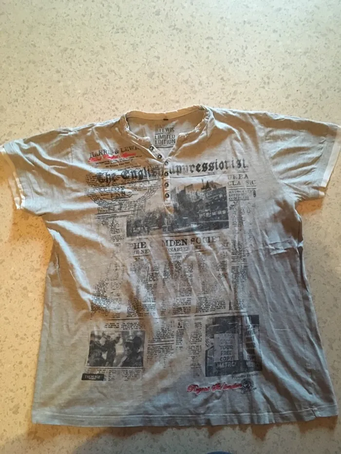 T-shirt