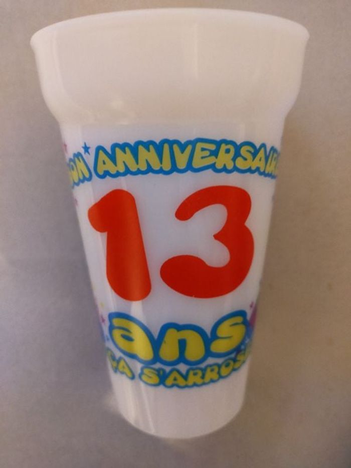 Verre plastique 13 ans