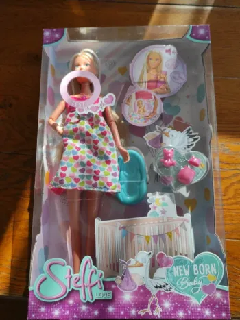 Steffi Love New borne baby