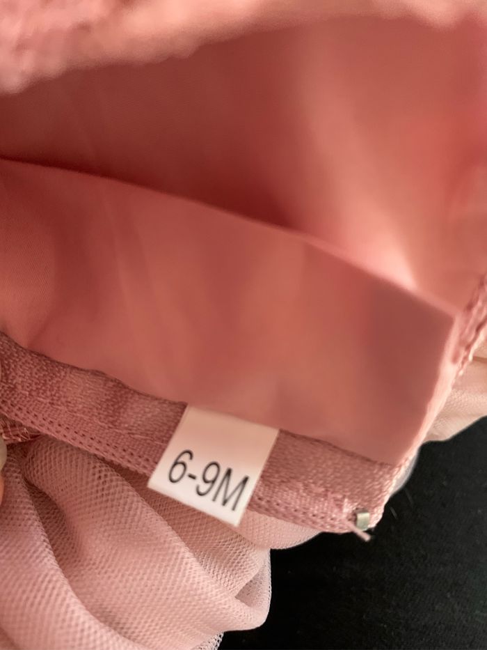 Jolie petite robe vieux rose 6/9 mois - photo numéro 5