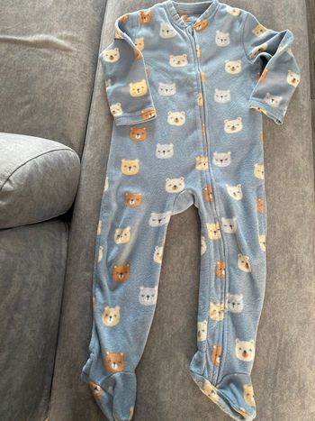 Lot de pyjamas 