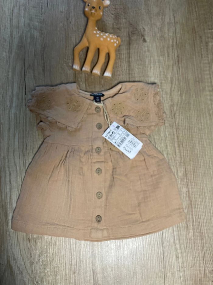 Jolie robe col Claudine 1 mois fille neuve - photo numéro 2