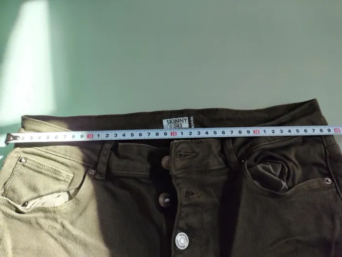Jean kaki skinny Kiabi – T42 – très bon état comme neuf - photo numéro 12