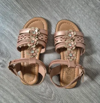 Sandales fleurs fille