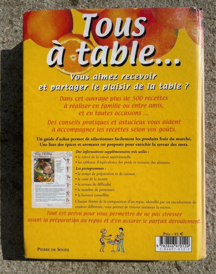 Livre « Tous à table » - photo numéro 3