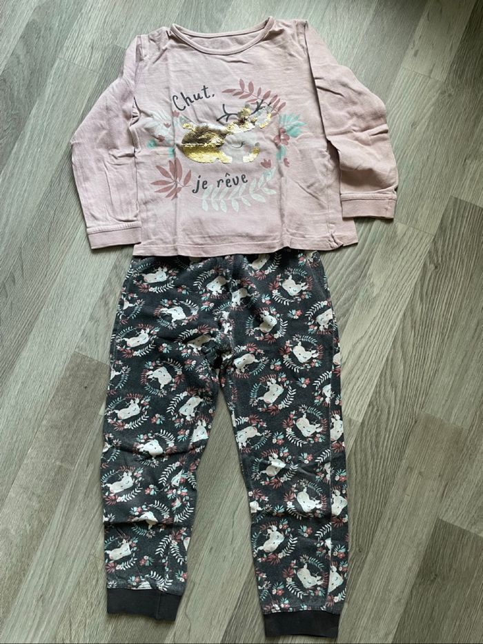 Pyjama à motifs