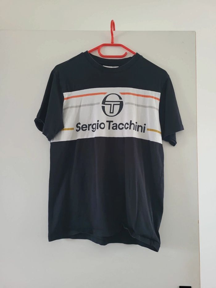 Tee-shirt taille S Sergio tacchini