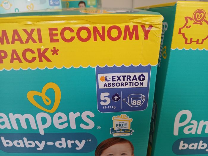 Lot 2 cartons maxi pack couches pampers T5 plus - photo numéro 3