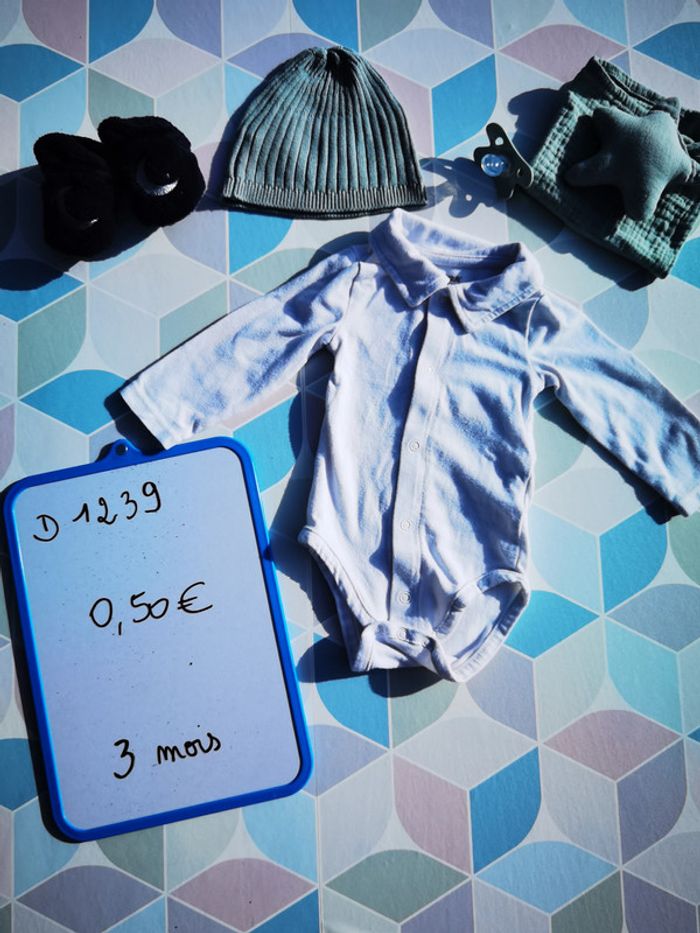 D1239 - body garçon 3 mois