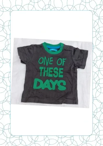 Tee shirt 3 mois Hema