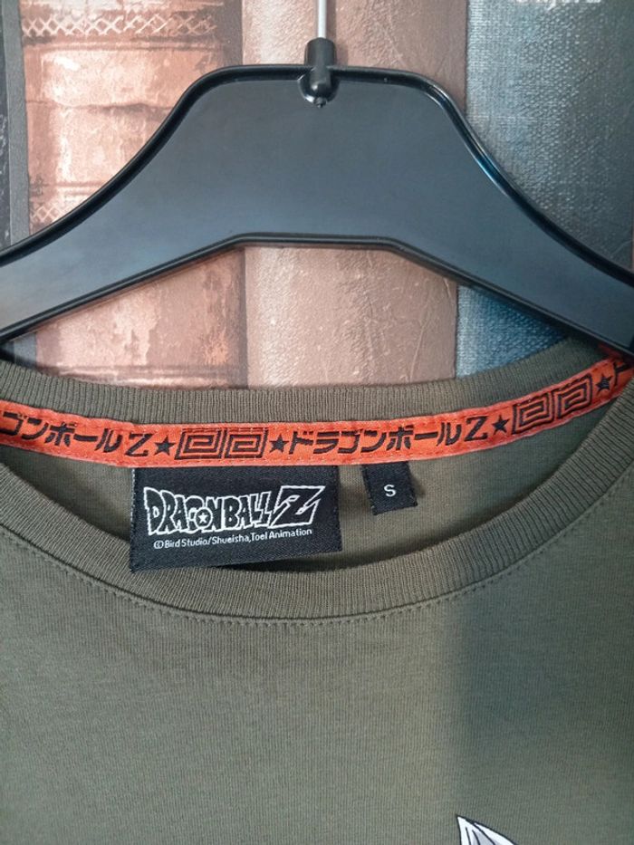 Tee shirt dragon ball z taille s - photo numéro 2