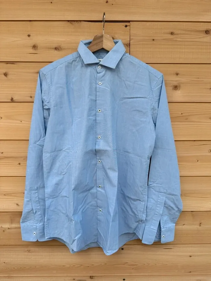 Chemise bleue