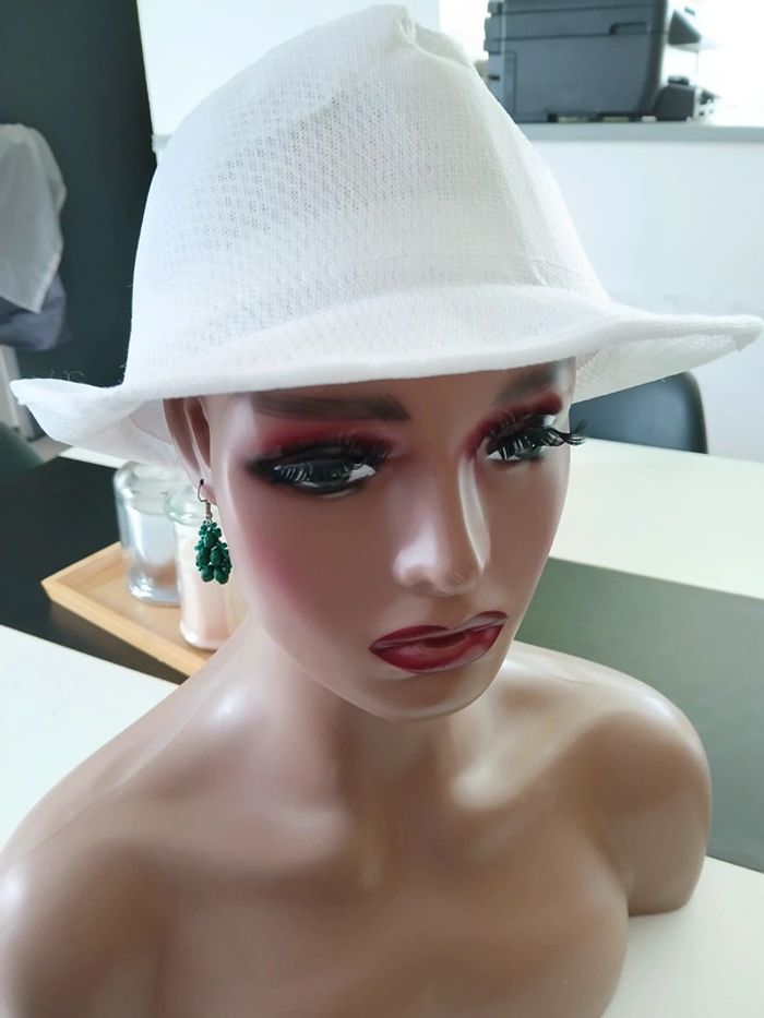 Chapeau blanc Neuf 🌿🌈 - photo numéro 6