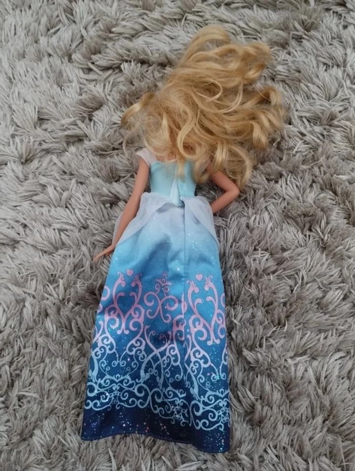 Barbie robe de soirée - photo numéro 3