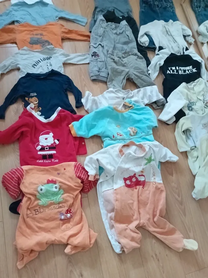 Lot de 19 vêtements hiver 18 mois garcon - photo numéro 3