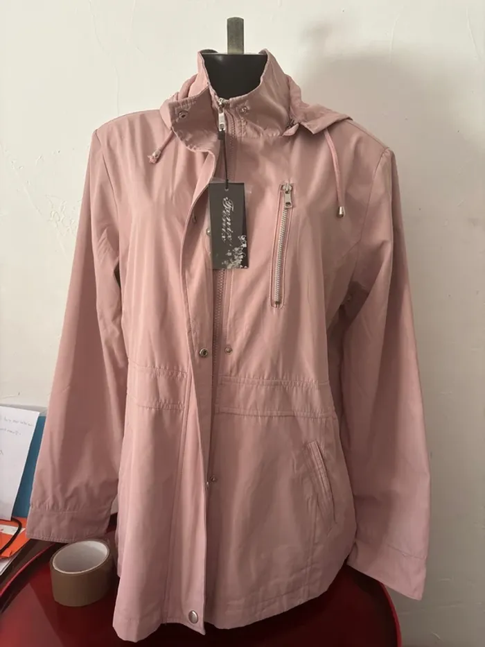 Coupe vent Femme, 502