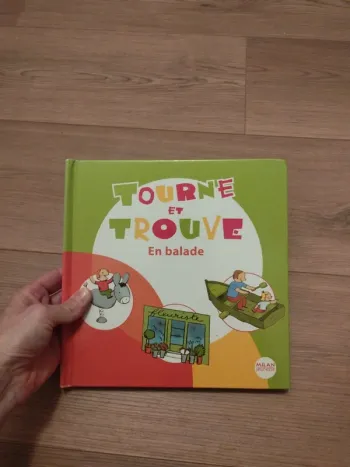 Livre tourne et trouve milan jeunesse