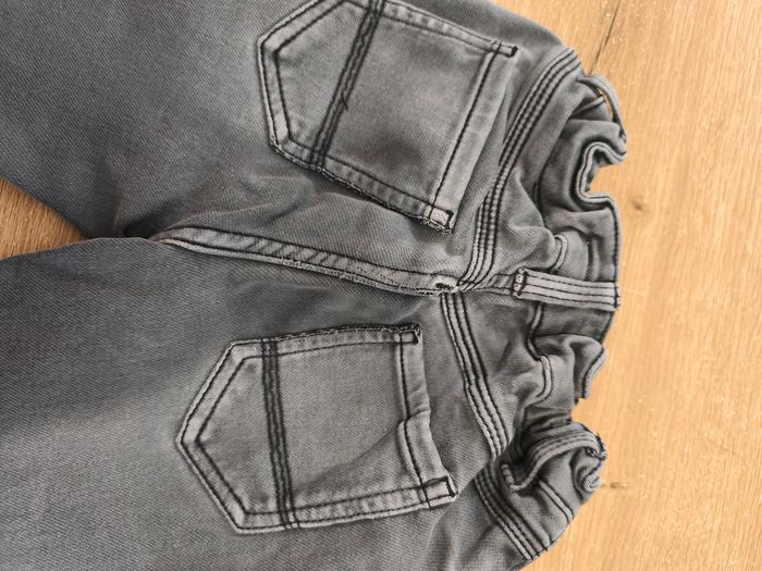 Jeans gris - photo numéro 3