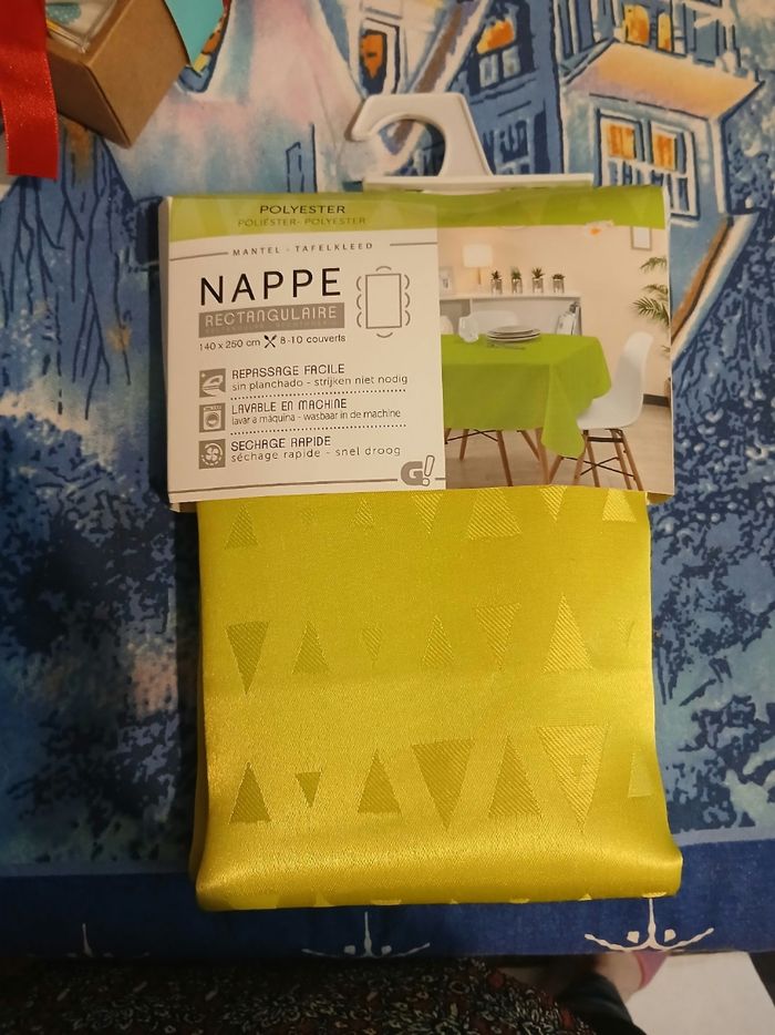 Nappe jaune