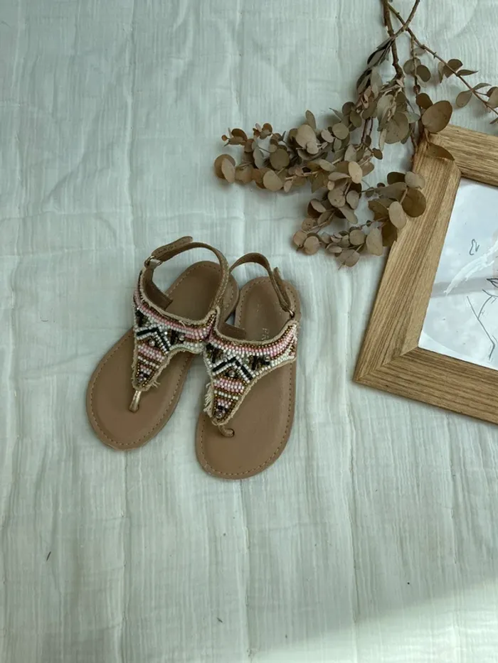 Sandale nu pied perle multicolore - Primark (taille 24)
