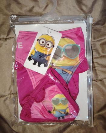 Maillot de bain minions desplicable me taille 4 ans