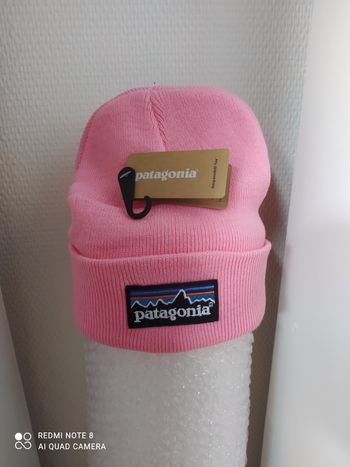 Bonnet Patagonia NEUF avec étiquette