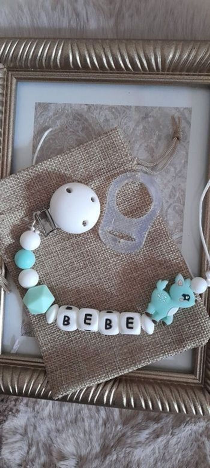 Attache tetine personnalisé avec adaptateur et pochette cadeau - photo numéro 7