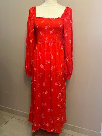 Magnifique robe longue rouge à fleurs billabong taille L neuve avec étiquette 