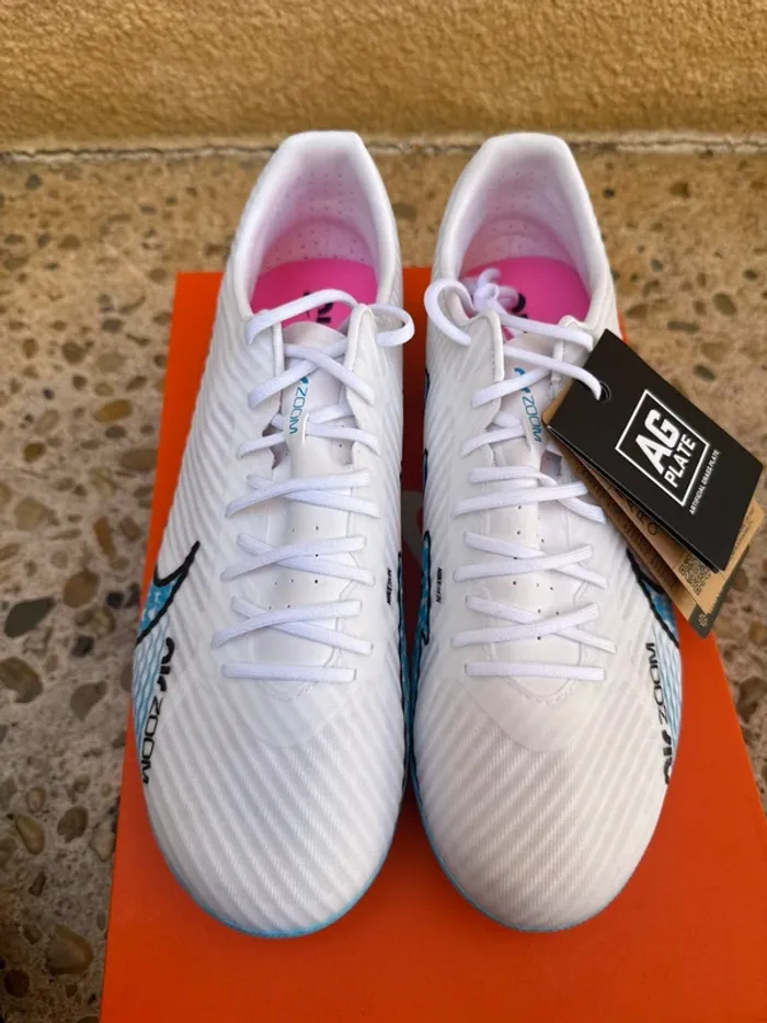 Crampon Nike Zoom Vapor 15 Academy AG – Neufs | Taille 45 | Modèle Dynamique - photo numéro 10