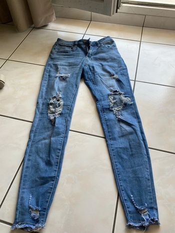 Jean déchiré, taille 34