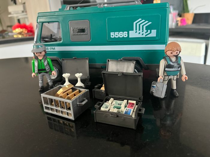 Camion/fourgon Playmobil “convoyeur de fonds” (réf. 5566) - photo numéro 3