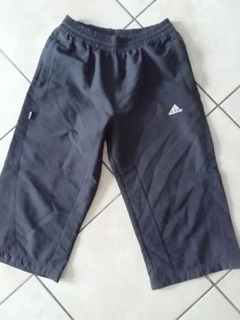 Pantacourt Adidas garçon Taille 12 ans / 152