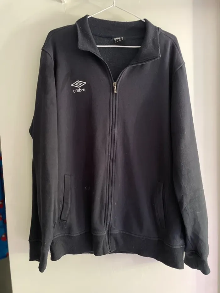 Sweat zippé de marque Umbro taille XL