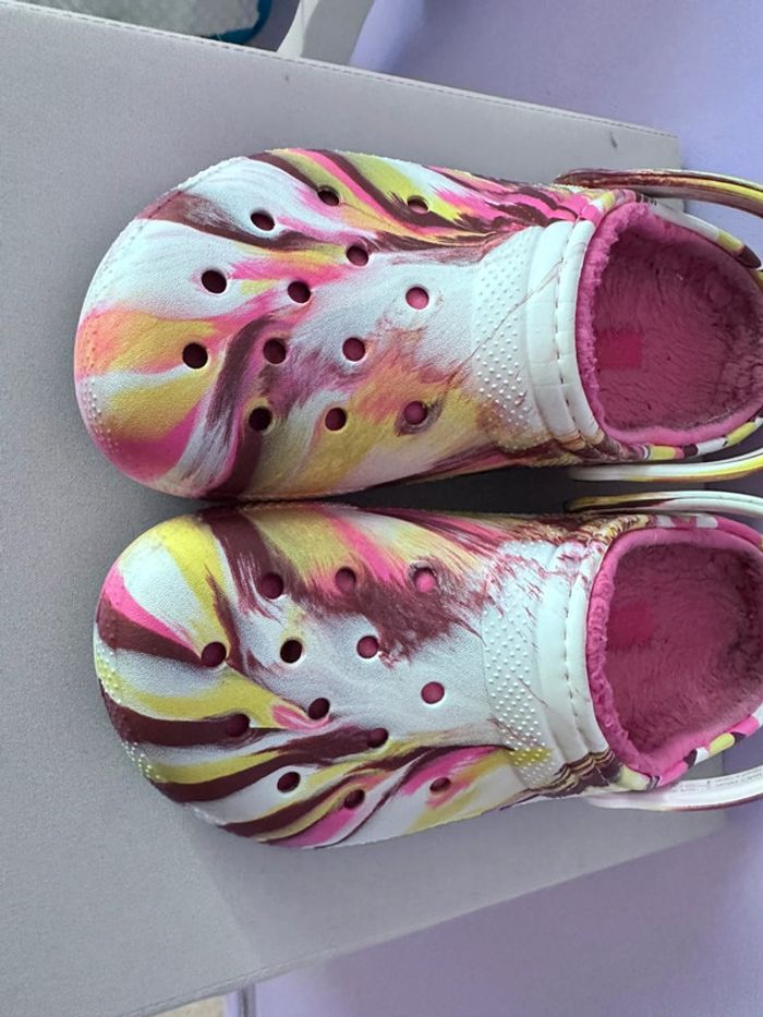 Crocs à moumoute - photo numéro 2