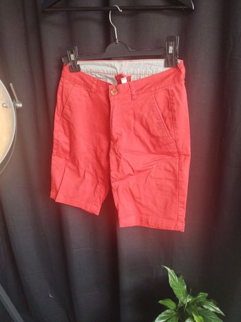 Short rouge de golf decathlon