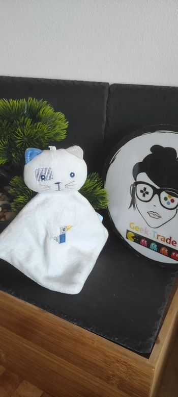 doudou sucre d'orge chat bleu rayé rayure oiseau mouette moustache carré