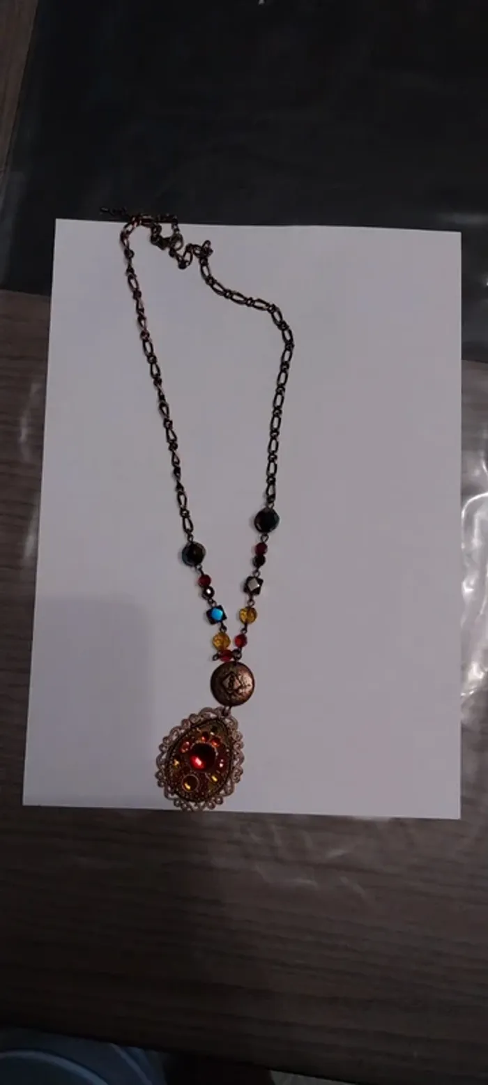 Collier fantaisie neuf