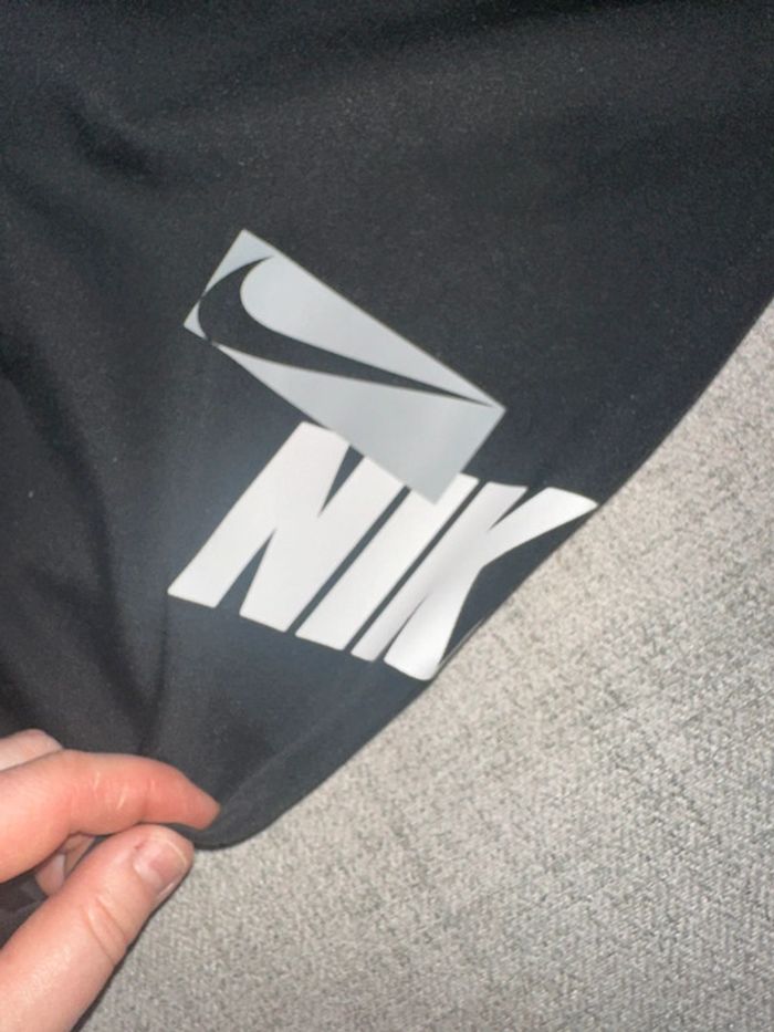 Legging Nike enfant taille XS - photo numéro 3