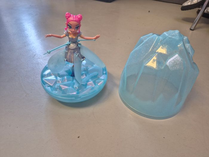 Fée volante Hatchimals